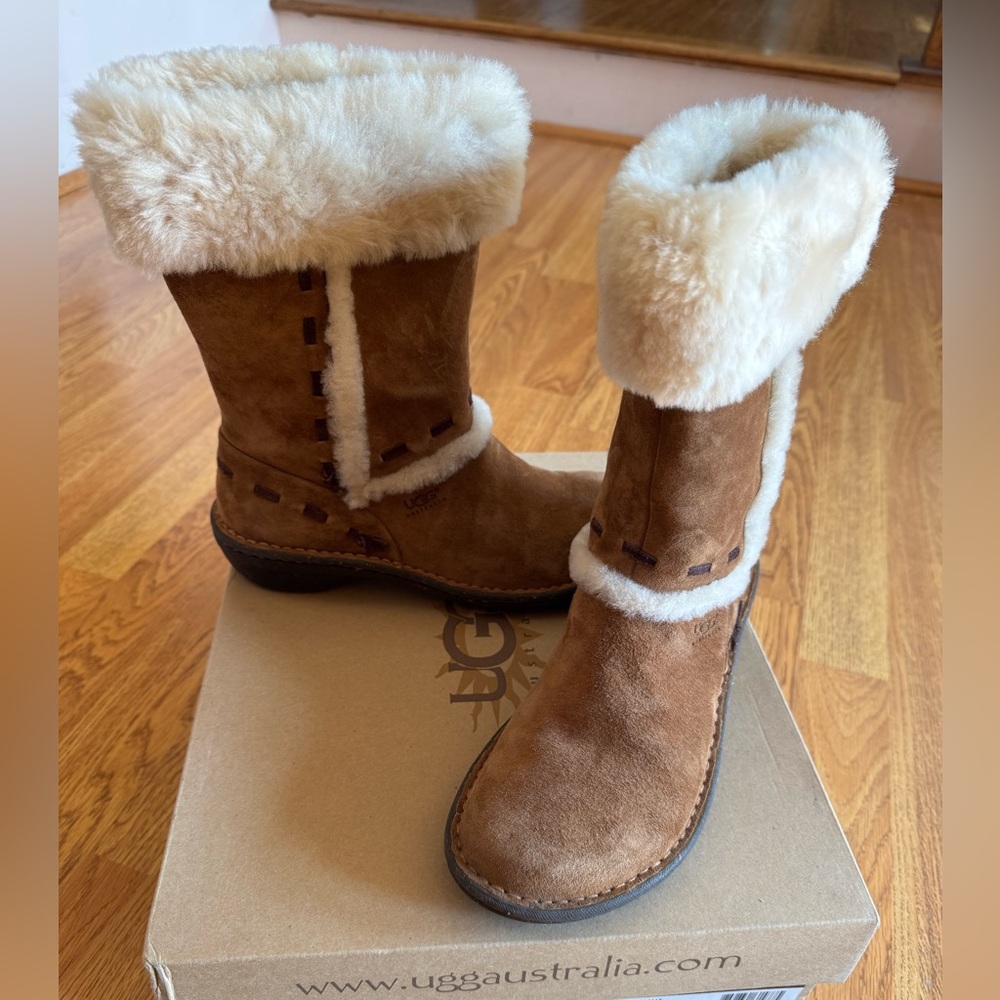UGG Elijo Chestnut Suede Cuff Boots